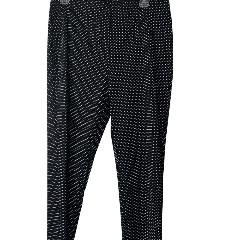 NWOT Women’s Chico’s Black and White Polka Dot Ankle Pants Size 10R or 1.5